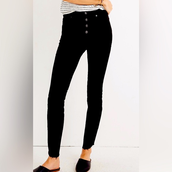 Madewell Black 10" High-Rise Skinny Jeans: Tulip-Hem Edition Size 26 - Picture 1 of 4